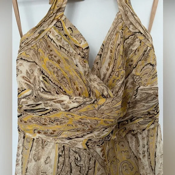 BCBG MaxAzria — Silk Paisley Halter Cocktail Dress (Gold) - Size 6 - Picture 4 of 6
